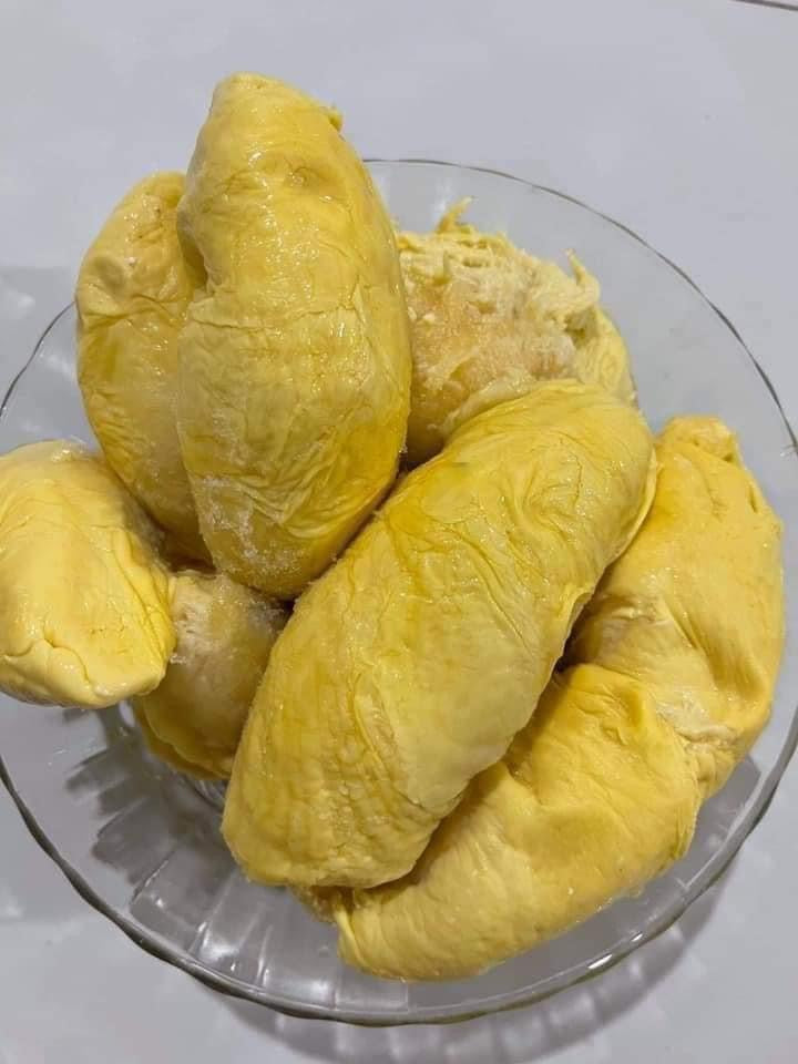 Vietnamese Ri6 Durian, 28lbs